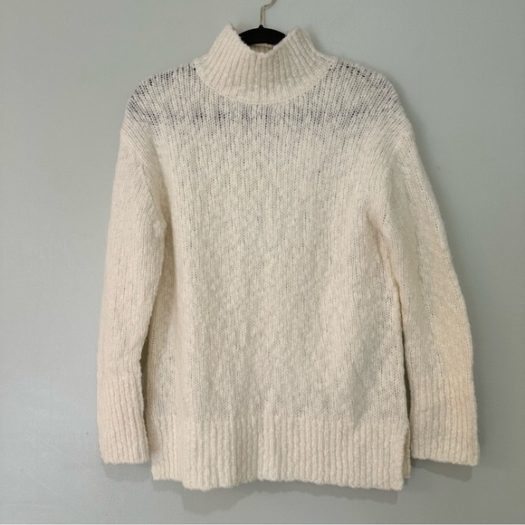 NWT Vince Wool Blend Cream Cowl Turtleneck Sweater Sz XS Cozy Nubby Long Sleeve - Picture 2 of 10